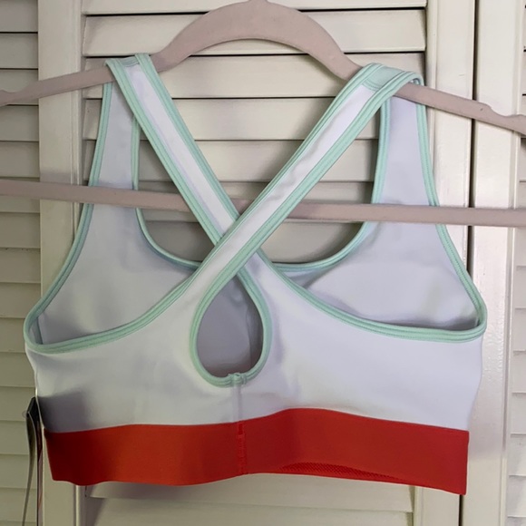 Under Armour Mint Sports Bra (M) - Picture 2 of 6